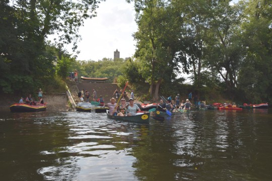 Betriebsausflug - Menü Mobilianer auf Paddeltour
